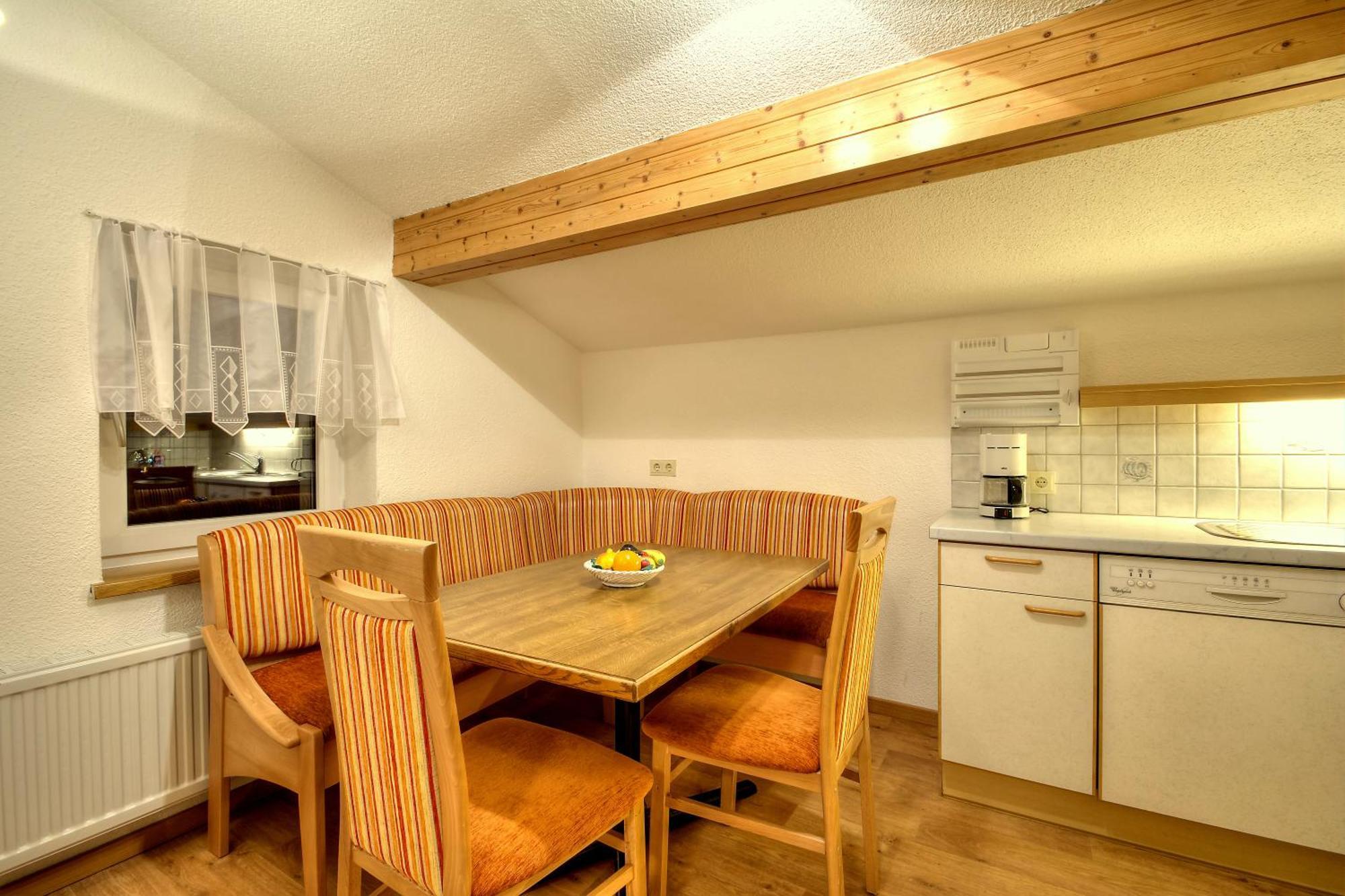 Ferienhaus Bergkristall Pettneu am Arlberg Habitación foto